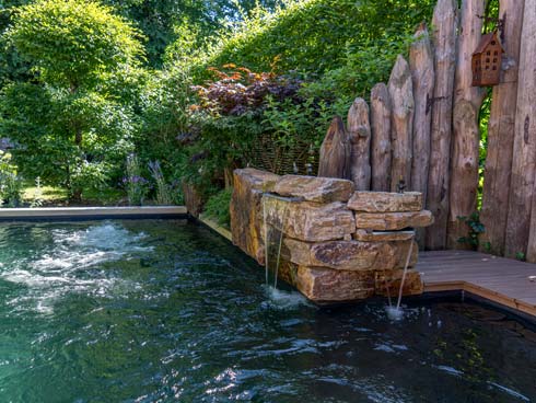 Natursteine Wasserfall